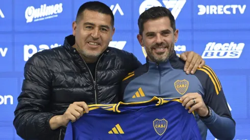 Fernando Gago fue presentado como nuevo entrenador de Boca Juniors