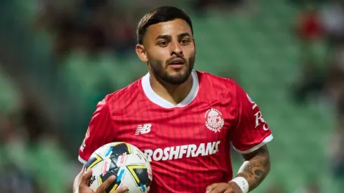 Alexis Vega no juega desde el inicio ante Necaxa