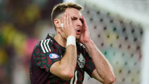 Santiago Giménez no juega ante Honduras