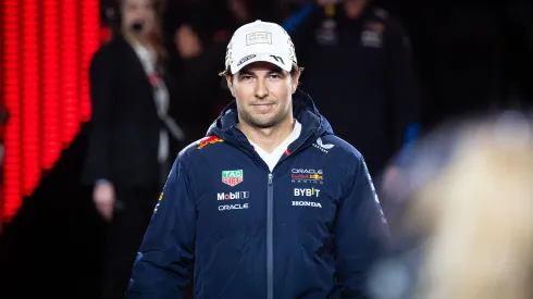 Checo Pérez no descarta correr en otra categoría