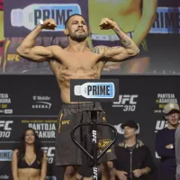 Alexandre Pantoja sometió a Kai Asakura en UFC 310 para seguir siendo campeón del peso mosca