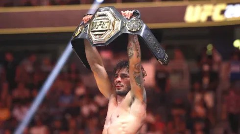 Alexandre Pantoja extendió su dominio en el peso mosca tras vencer a Kai Asakura.