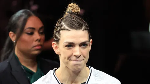 Mackenzie Dern se lució en la primera cartelera del año de UFC.