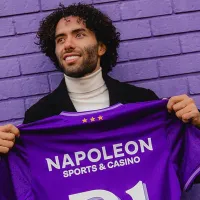 Buscó que lo aconsejen: César Huerta reveló con qué compañeros habló antes de fichar con Anderlecht