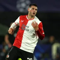 ¿Dio una pista? Santiago Giménez se refirió al interés de un gigante de Europa que buscaría sumarlo