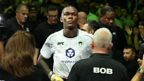 Israel Adesanya será el gran protagonista de la primera cartelera de febrero de la UFC.