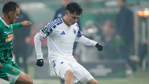 Rodrigo Huescas se vistió de héroe y clasificó a su equipo a la próxima fase de la Conference League