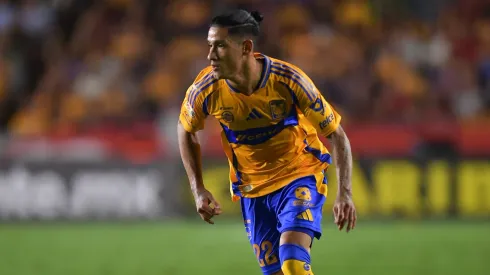 Uriel Antuna fue foco de las burlas en plena transmisión de TV