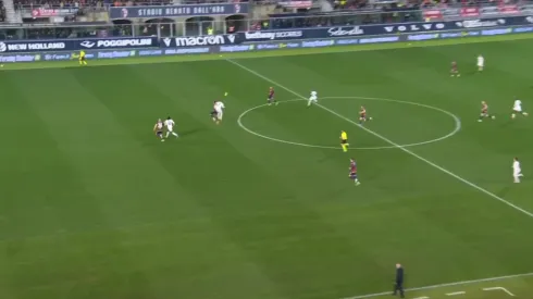 Santi Giménez se lució nuevamente con la camiseta del Milan y asistió a Rafael Leao.