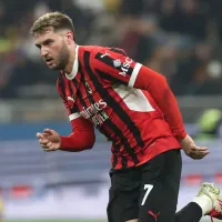 ¿Por qué no juega Santiago Giménez en Inter vs. Milan por la Copa Italia 2024-25?