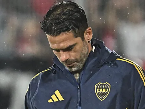 Aficionados de Boca Juniors destrozaron a Fernando Gago tras perder ante River Plate