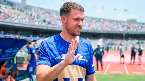 Aaron Ramsey aún no pudo debutar en Pumas.