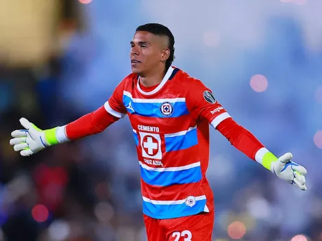 ¿Por qué no juega Kevin Mier en Cruz Azul vs. América por el Clásico Joven del Apertura 2025?