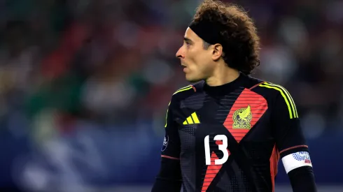 Memo Ochoa está pasando por un pésimo presente en Chipre.