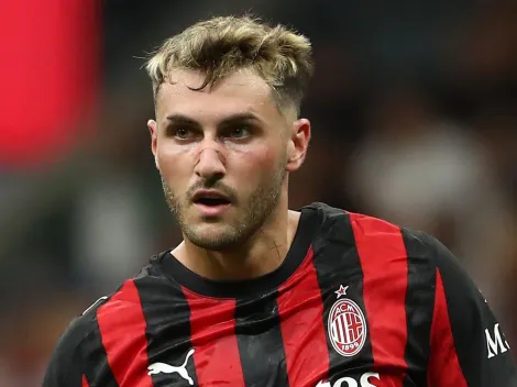 ¿Juega Santiago Giménez? Las alineaciones de Milan vs. Pisa