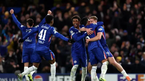 Chelsea goleó 3-0 a Barcelona.