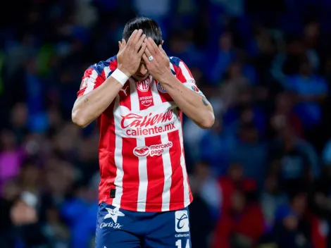 Destapan el futuro de Chicharito tras su penal fallado que dejó fuera a Chivas