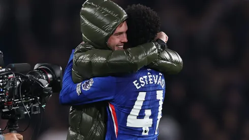 Mientras Estêvão esperará por su chance desde el banco, Cole Palmer descansa en Inglaterra.