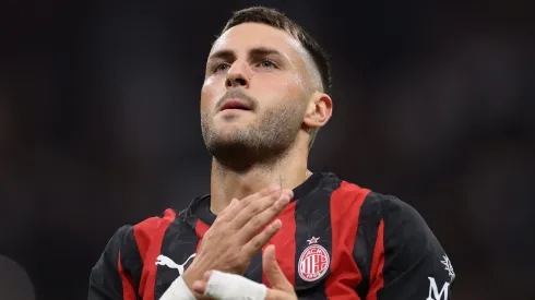 Santi Giménez, el gran ausente ante Sassuolo.