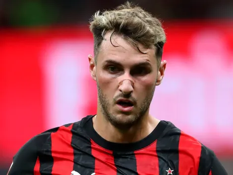 ¿Por qué no juega Santiago Giménez en Cagliari vs. Milan?