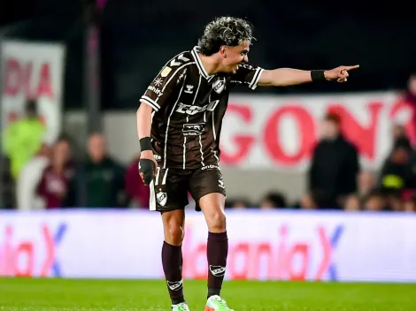 Destapan la postura de Efraín Juárez sobre el fichaje de Ronaldo Martínez en Pumas