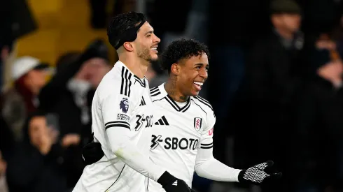Raúl Jiménez puso la ventaja parcial de Fulham ante Chelsea.