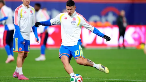 James Rodríguez se lució pateando la Trionda.