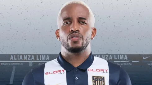 Asegura que Jefferson Farfán debe ser agradecido con Dios y con el fútbol.