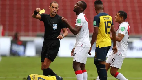 Ostojich es uruguayo y dirigió a Perú en Quito.