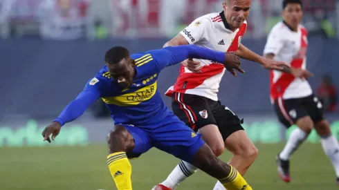 A pesar de la derrota: Luis Advíncula recibió grandes elogios desde Argentina ante River Plate