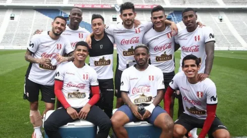 Luis Advíncula tendría un desgarro y sería baja en la Selección Peruana.