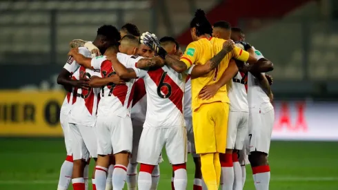 ¿Quiénes deben ser los 11 jugadores de Perú contra Argentina?