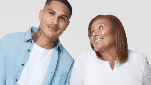 Paolo Guerrero se encuentra mucho mejor, reveló 'Doña Peta' desde Alemania