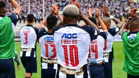 Jefferson Farfán feliz, pero hace un llamado a la tranquilidad: "Esto no ha terminado"