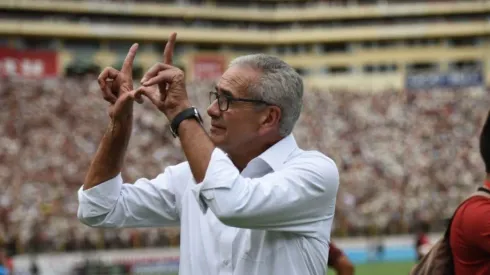 Gregorio Pérez vive su segunda etapa en Universitario de Deportes.