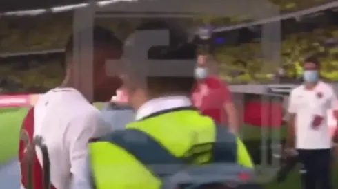 (VIDEO EXCLUSIVO) Edison Flores furioso con periodista peruano en Colombia