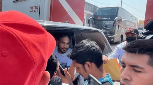 Paolo Guerrero aseguró que se siente bien de la rodilla, pero que no sabe si lo incluirán en la lista de convocados. Foto: Eduardo Combe