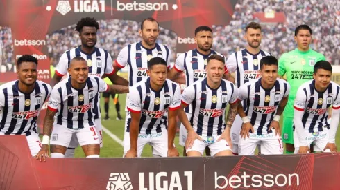 Alianza Lima sigue al tope de la clasificación