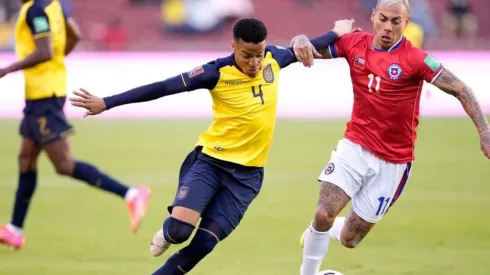 Byron Castillo jugando contra Chile