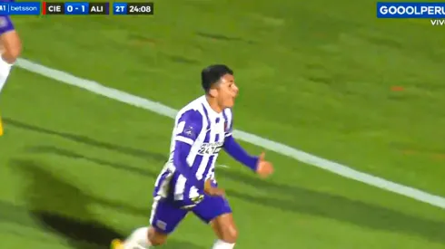 Jairo Concha anotó el 1-0 para los blanquiazules.