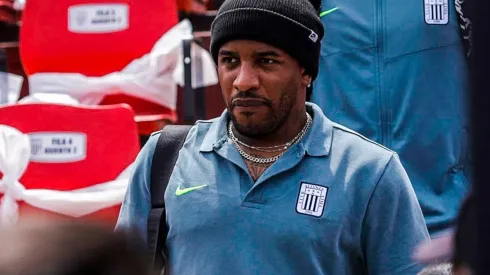 Farfán viajó a Arequipa: ¿Cuántos minutos está para jugar? (Foto: Liga de Fútbol Profesional)