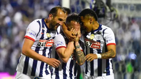 ¡ALIANZA LIMA ES EL BICAMPEÓN NACIONAL DEL FÚTBOL PERUANO!