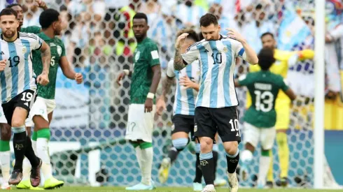 Messi anotó de penal, pero no les alcanzó