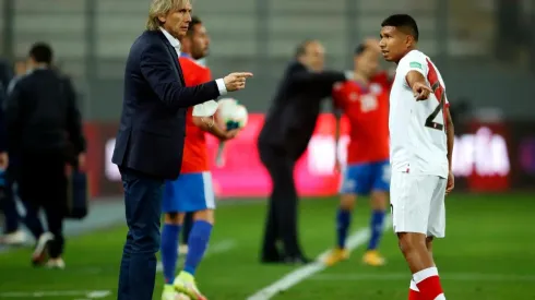 Gareca se abre a llegar a Chile