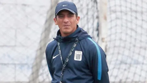 Chicho Salas estaría encantado con la llegada de Cueva y Zambrano