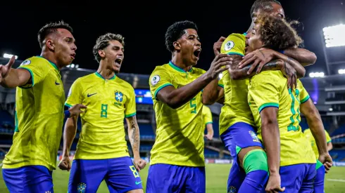 La 'Canarinha' se impuso al conjunto de Javier Mascherano.