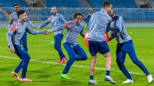 André Carrillo y Cristiano Ronaldo conversaron de forma cercana en Arabia Saudita