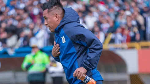 Cueva volvió a jugar por los blanquiazules