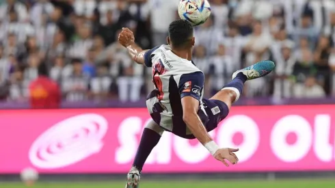 ¡Golazo de Pablo Sabbag! Gana Alianza Lima (VIDEO)