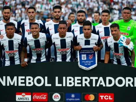 Silvio Valencia golpea la mesa antes del partido de Alianza Lima